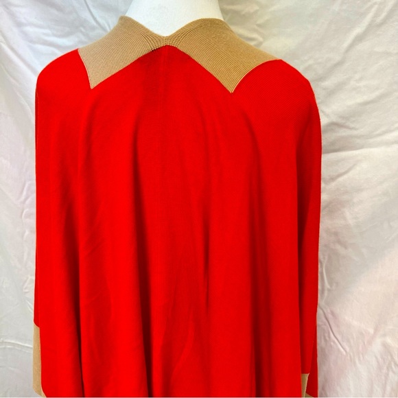 Lauren Ralph Lauren orange and tan cape. - Picture 5 of 8